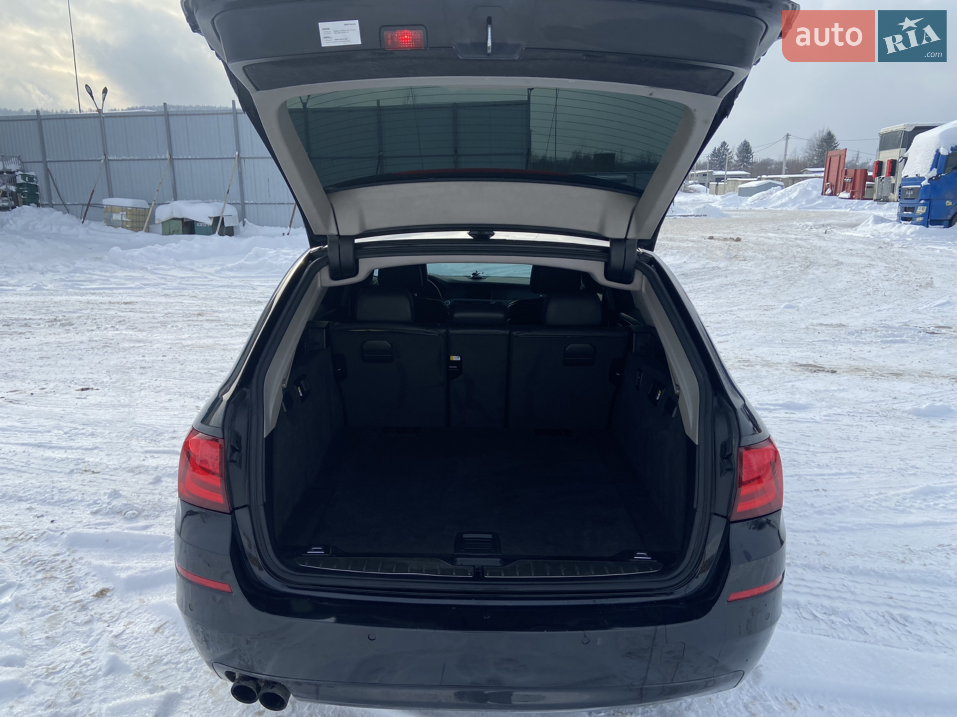 2011 BMW 5er - мініатюра 12