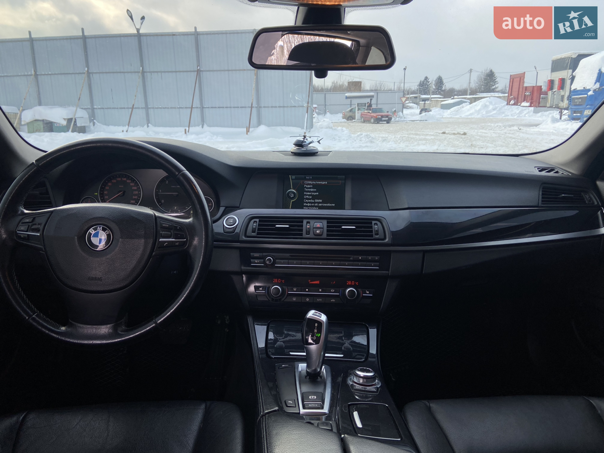 2011 BMW 5er - мініатюра 21