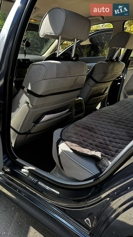 Седан BMW 5 Series 2002 в Днепре