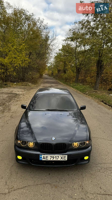 Седан BMW 5 Series 2002 в Днепре