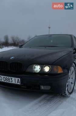 Седан BMW 5 Series 1999 в Ужгороде