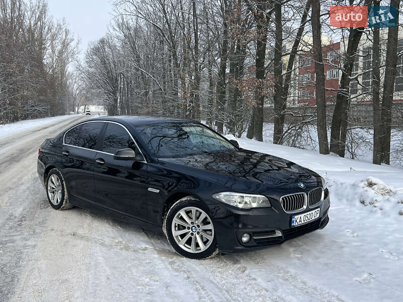 Седан BMW 5 Series 2016 в Киеве