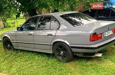 Седан BMW 5 Series 1990 в Дубно