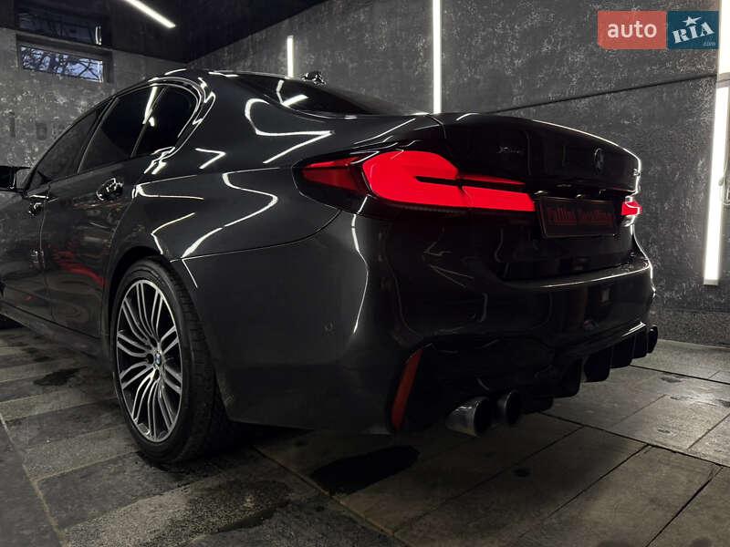 Седан BMW 5 Series 2017 в Житомире