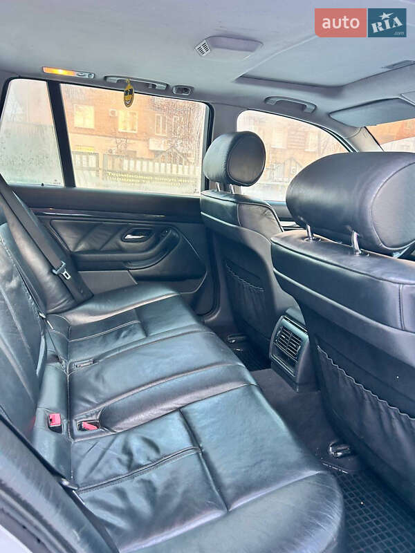 Универсал BMW 5 Series 2000 в Запорожье