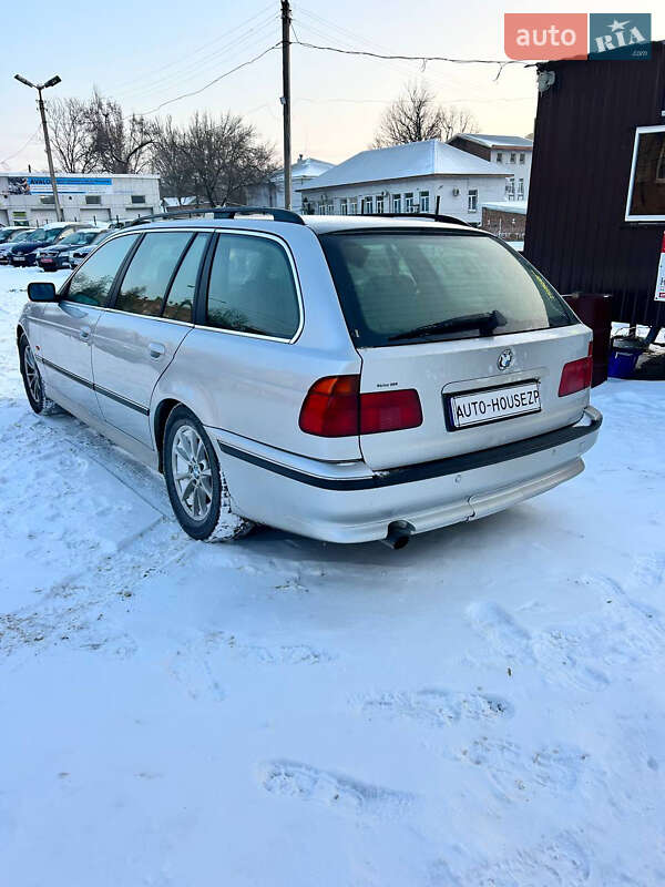 Универсал BMW 5 Series 2000 в Запорожье