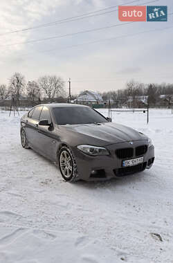 Седан BMW 5 Series 2012 в Новій Водолагі