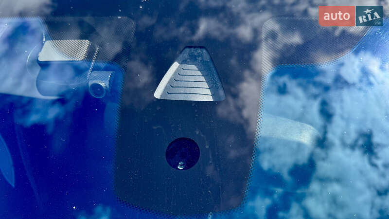 Седан BMW 5 Series 2011 в Черновцах