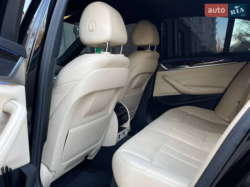 Седан BMW 5 Series 2018 в Николаеве фото 16 Седан BMW 5 Series 2018 в Николаеве