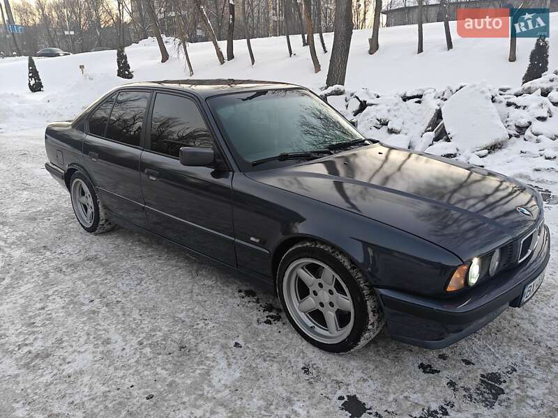 Седан BMW 5 Series 1995 в Хмельницком