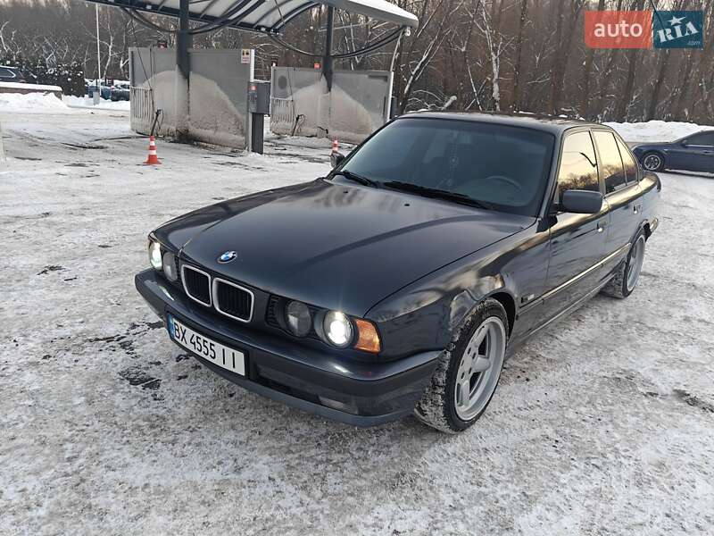 Седан BMW 5 Series 1995 в Хмельницком