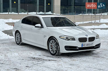 Седан BMW 5 Series 2013 в Днепре