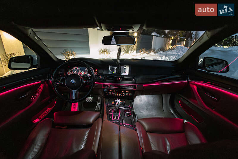 Седан BMW 5 Series 2010 в Львове