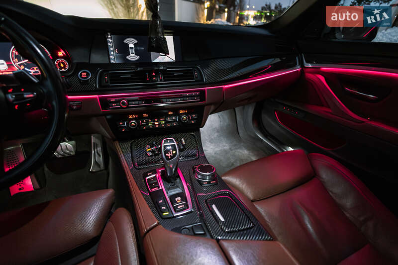 Седан BMW 5 Series 2010 в Львове