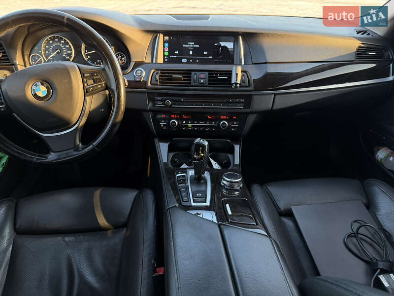 Седан BMW 5 Series 2014 в Ровно