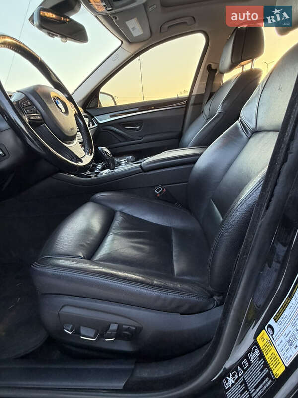Седан BMW 5 Series 2014 в Ровно