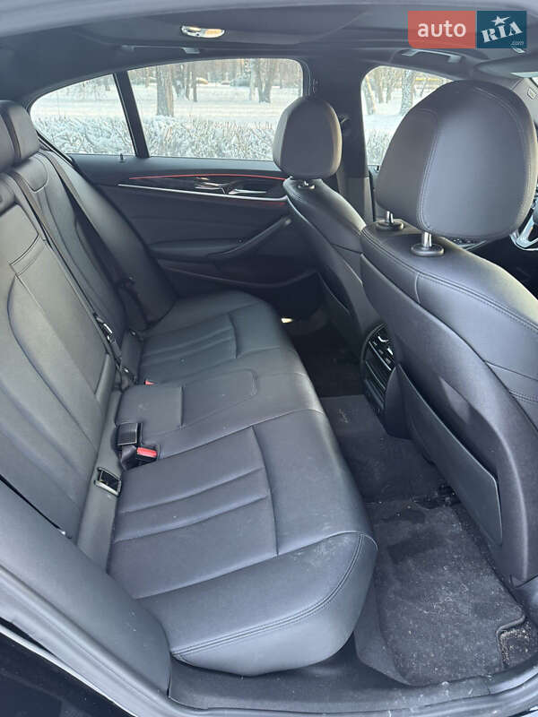 Седан BMW 5 Series 2017 в Кременчуці