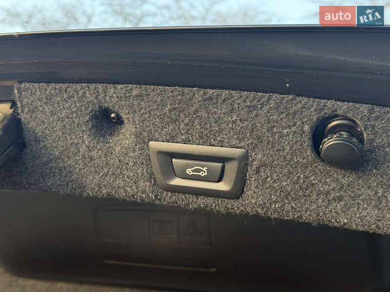 Седан BMW 5 Series 2012 в Одессе