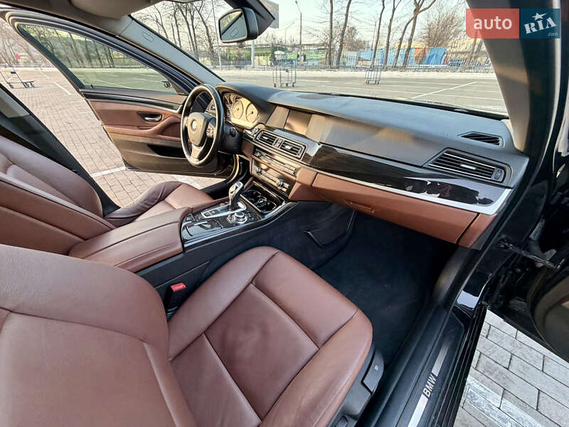Седан BMW 5 Series 2012 в Одессе