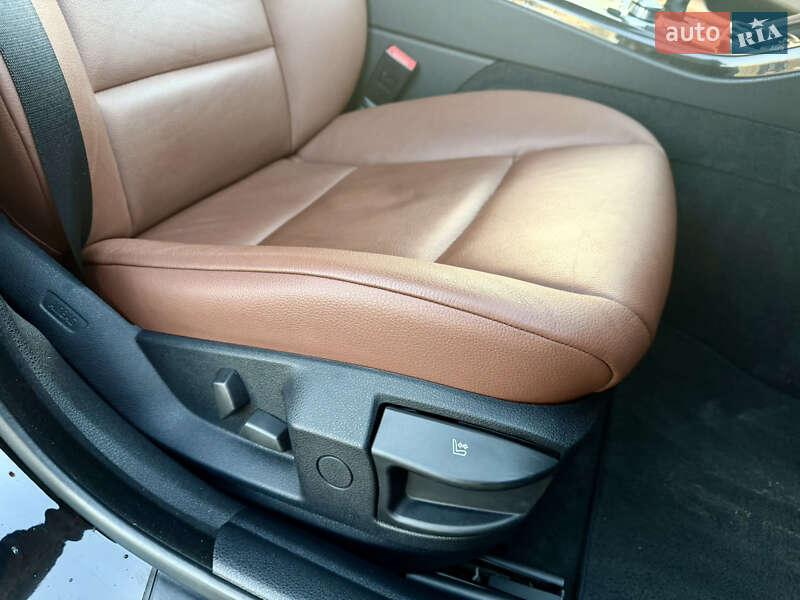 Седан BMW 5 Series 2012 в Одессе