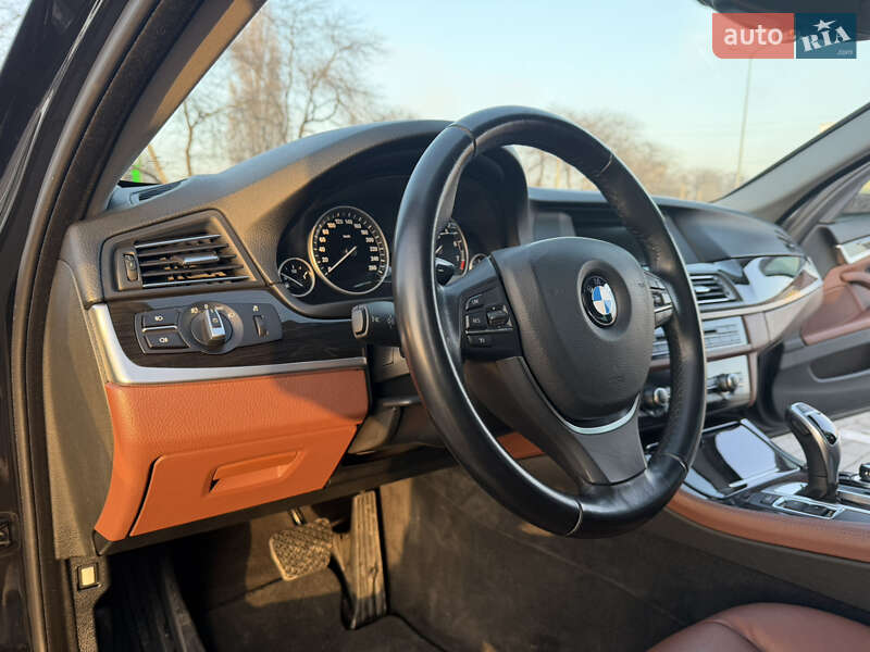 Седан BMW 5 Series 2012 в Одессе