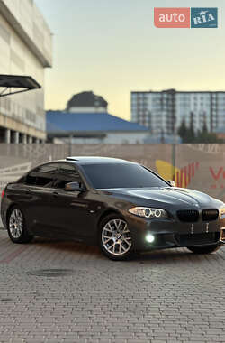 Седан BMW 5 Series 2011 в Рахові