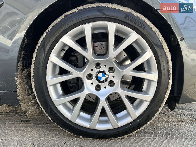 Седан BMW 5 Series 2016 в Киеве