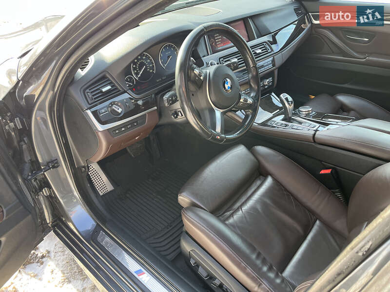 Седан BMW 5 Series 2016 в Киеве