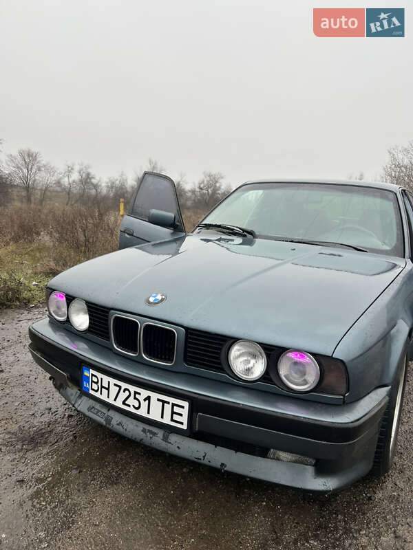 Седан BMW 5 Series 1990 в Белгороде-Днестровском фото 2 Седан BMW 5 Series 1990 в Белгороде-Днестровском