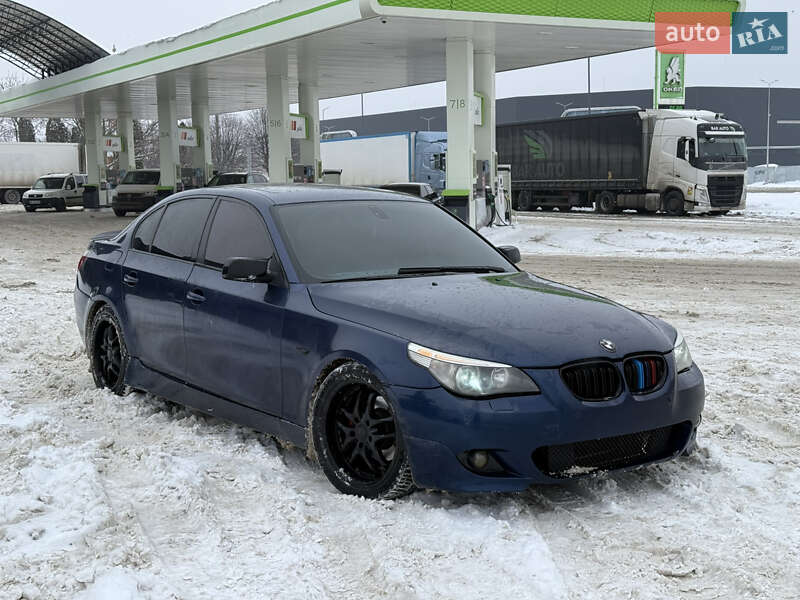 Седан BMW 5 Series 2004 в Каменец-Подольском