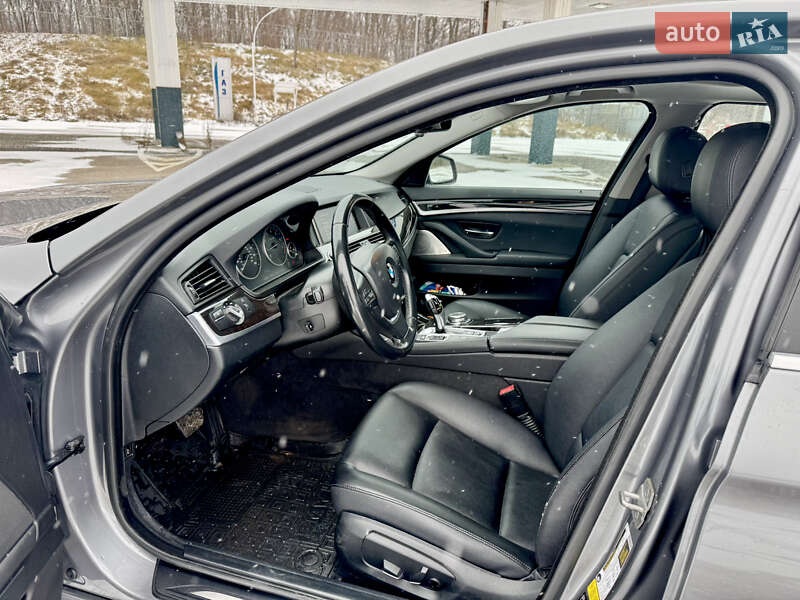 Седан BMW 5 Series 2015 в Житомире