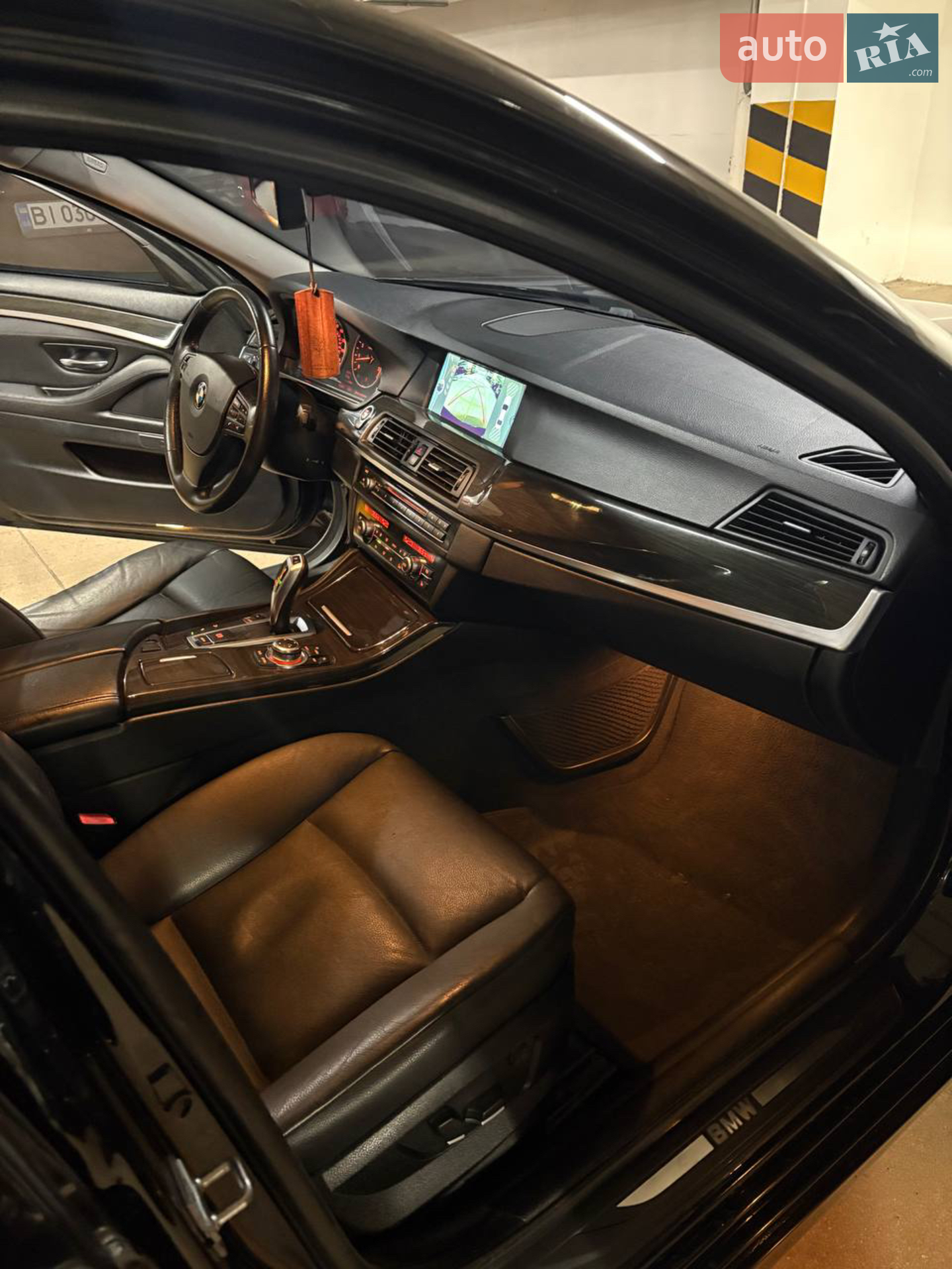2011 BMW 5er - мініатюра 16