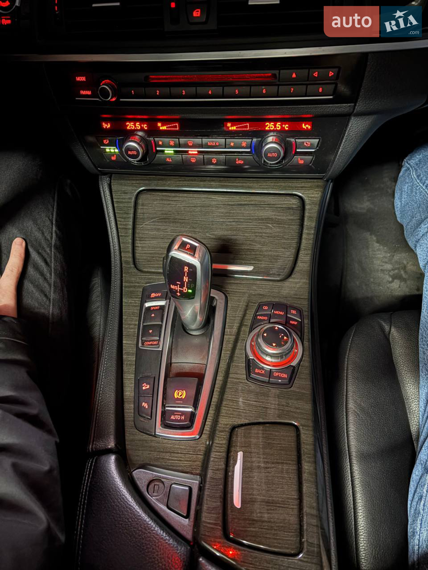 2011 BMW 5er - мініатюра 22