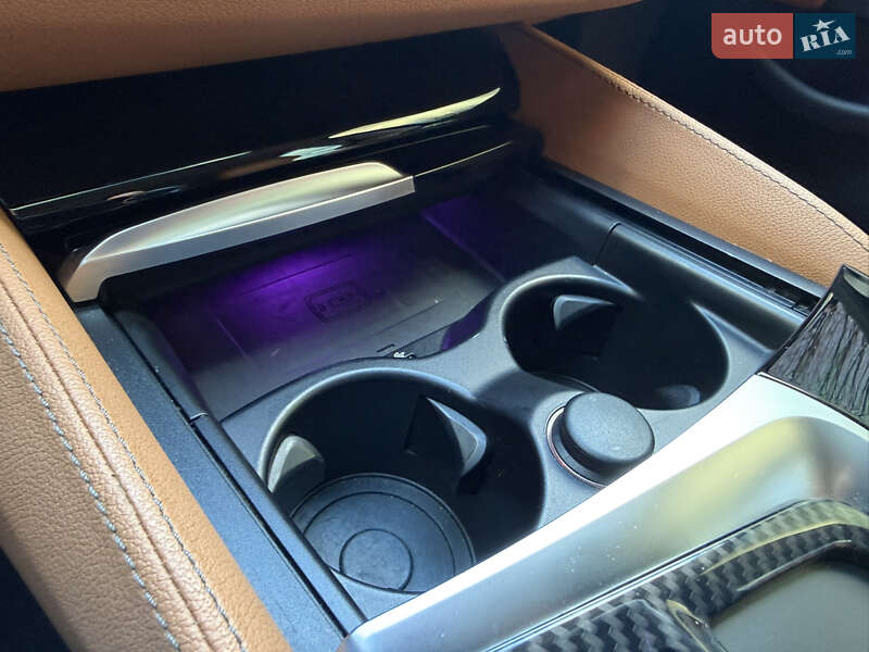 Седан BMW 5 Series 2018 в Киеве