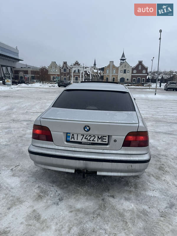 Седан BMW 5 Series 1999 в Києві
