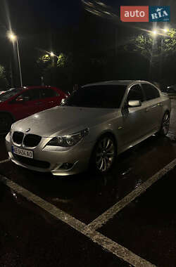 Седан BMW 5 Series 2004 в Днепре