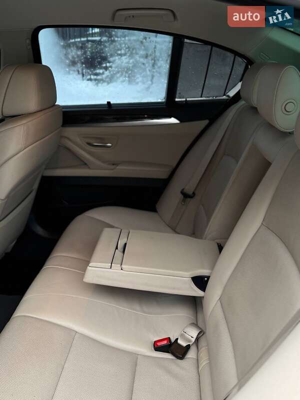 Седан BMW 5 Series 2013 в Ратному