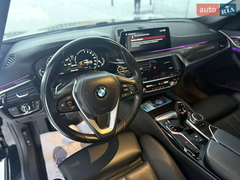 Седан BMW 5 Series 2017 в Звягеле
