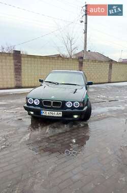Седан BMW 5 Series 1994 в Каменском