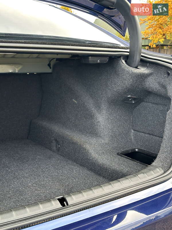 Седан BMW 5 Series 2017 в Днепре