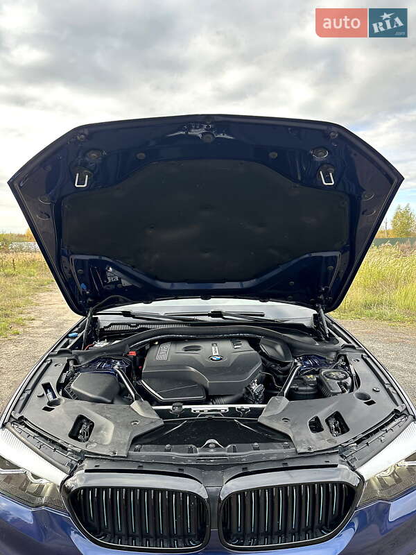 Седан BMW 5 Series 2017 в Днепре