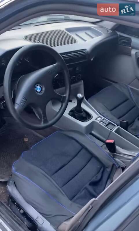 Седан BMW 5 Series 1988 в Славянске