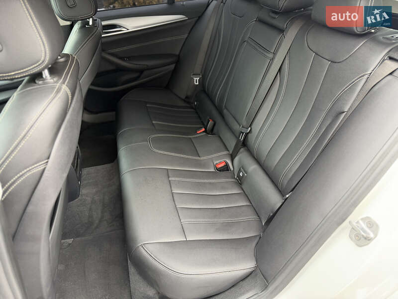 Универсал BMW 5 Series 2018 в Летичеве фото 32 Универсал BMW 5 Series 2018 в Летичеве