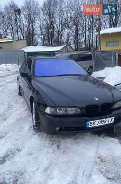 Седан BMW 5 Series 1998 в Рівному