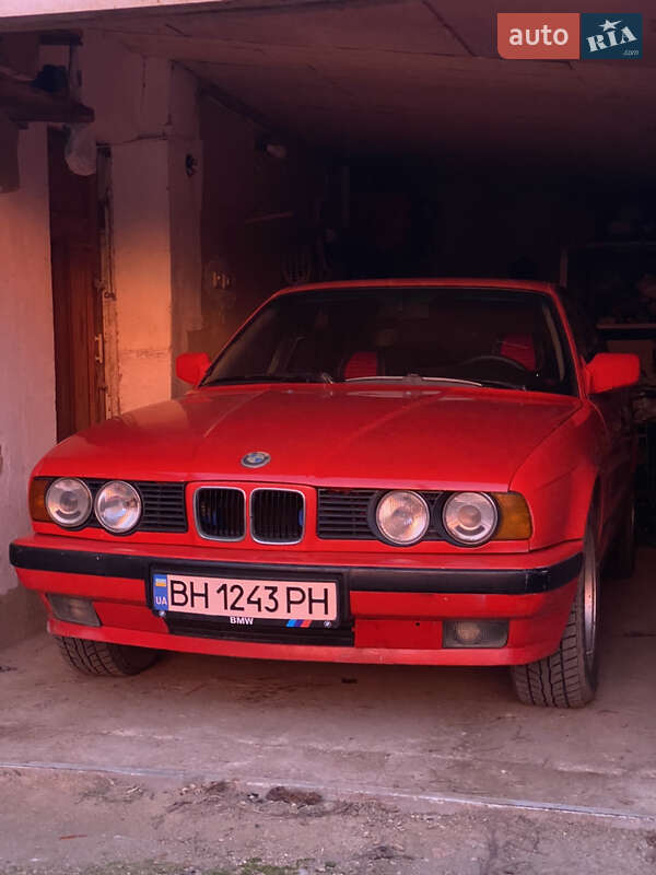 BMW 5 Series 1990 BMW 5 Series 1990