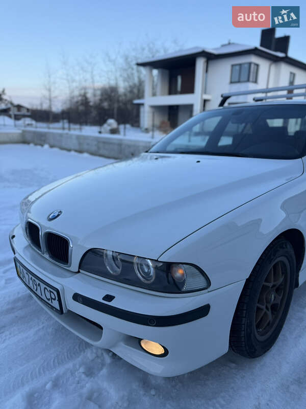 Седан BMW 5 Series 2002 в Львове