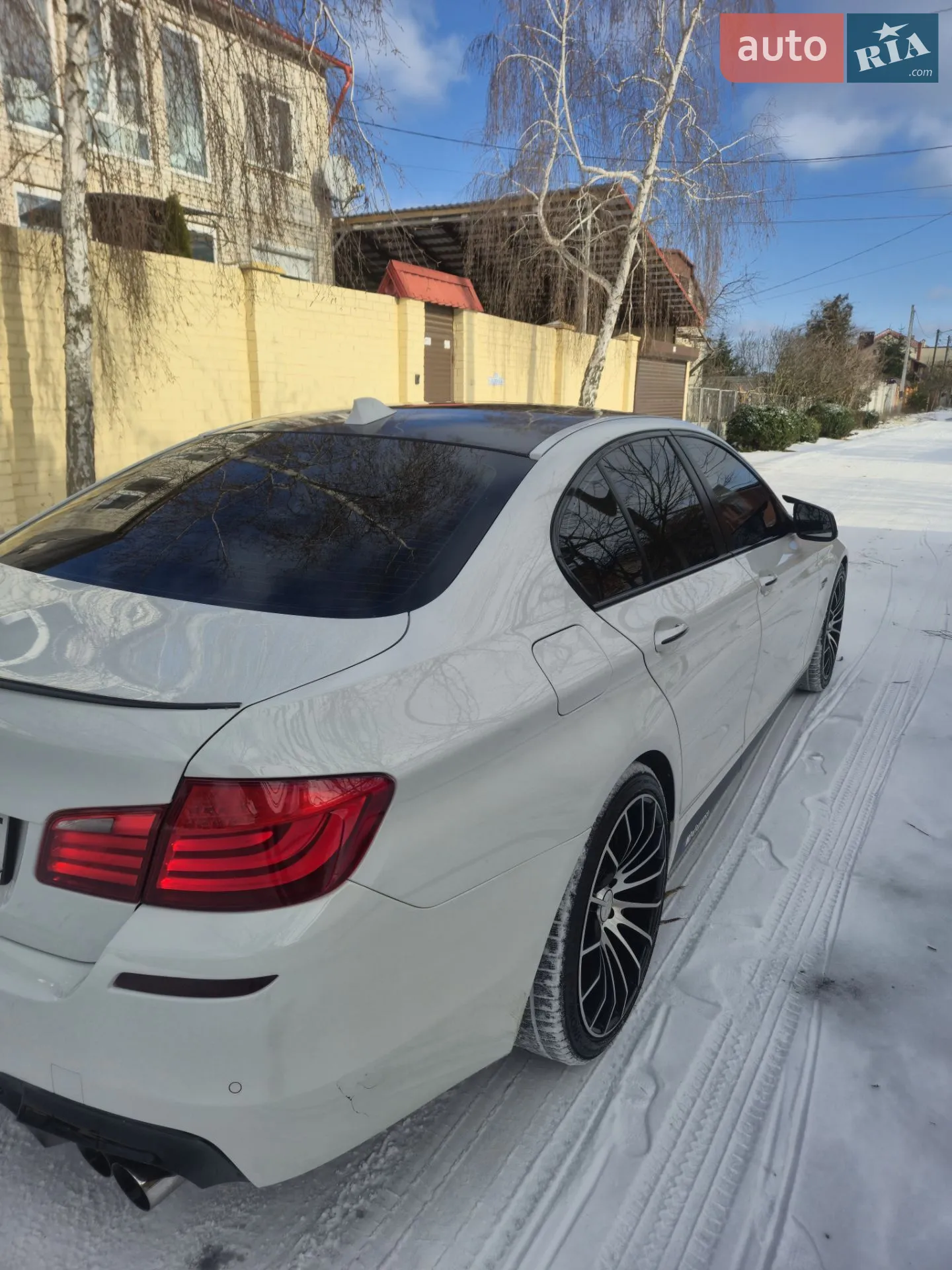 2011 BMW 5er - мініатюра 3