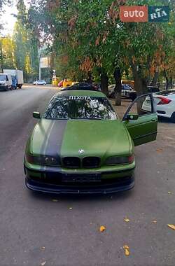 Седан BMW 5 Series 1996 в Одессе