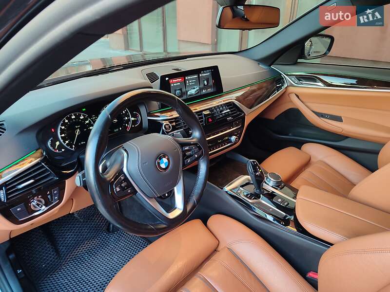 Седан BMW 5 Series 2018 в Ивано-Франковске