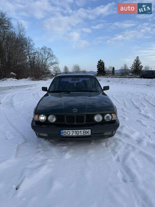 BMW 5 Series 1993 BMW 5 Series 1993